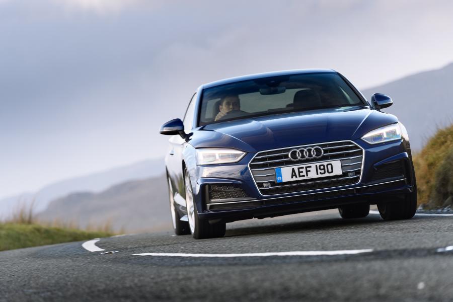  Audi A5 Coupe 2.0 TDI S-Line 2016 года  (UK) (фото 16 из 40)